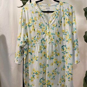 Womans 3/4 Sleeve Henley Top